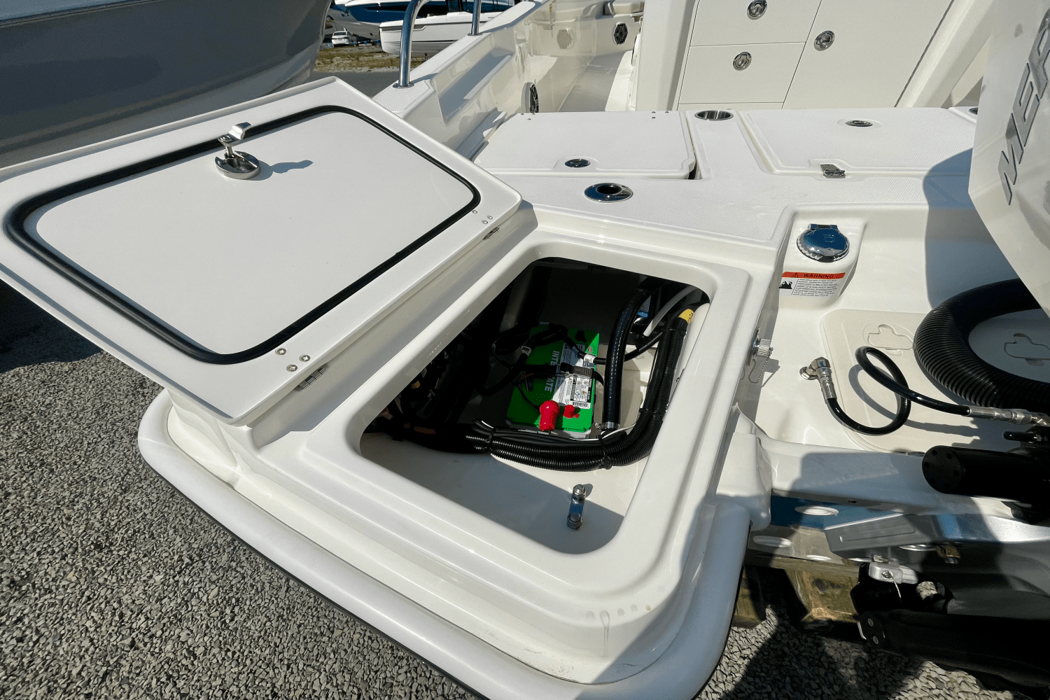 2026 Boston Whaler 250 Dauntless Image Thumbnail #4