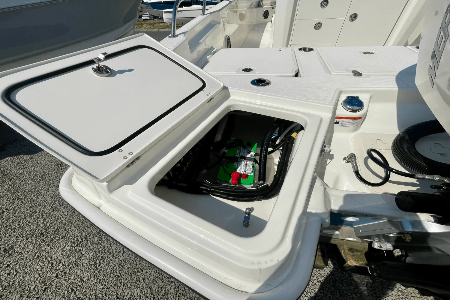 2026 Boston Whaler 250 Dauntless Image Thumbnail #4