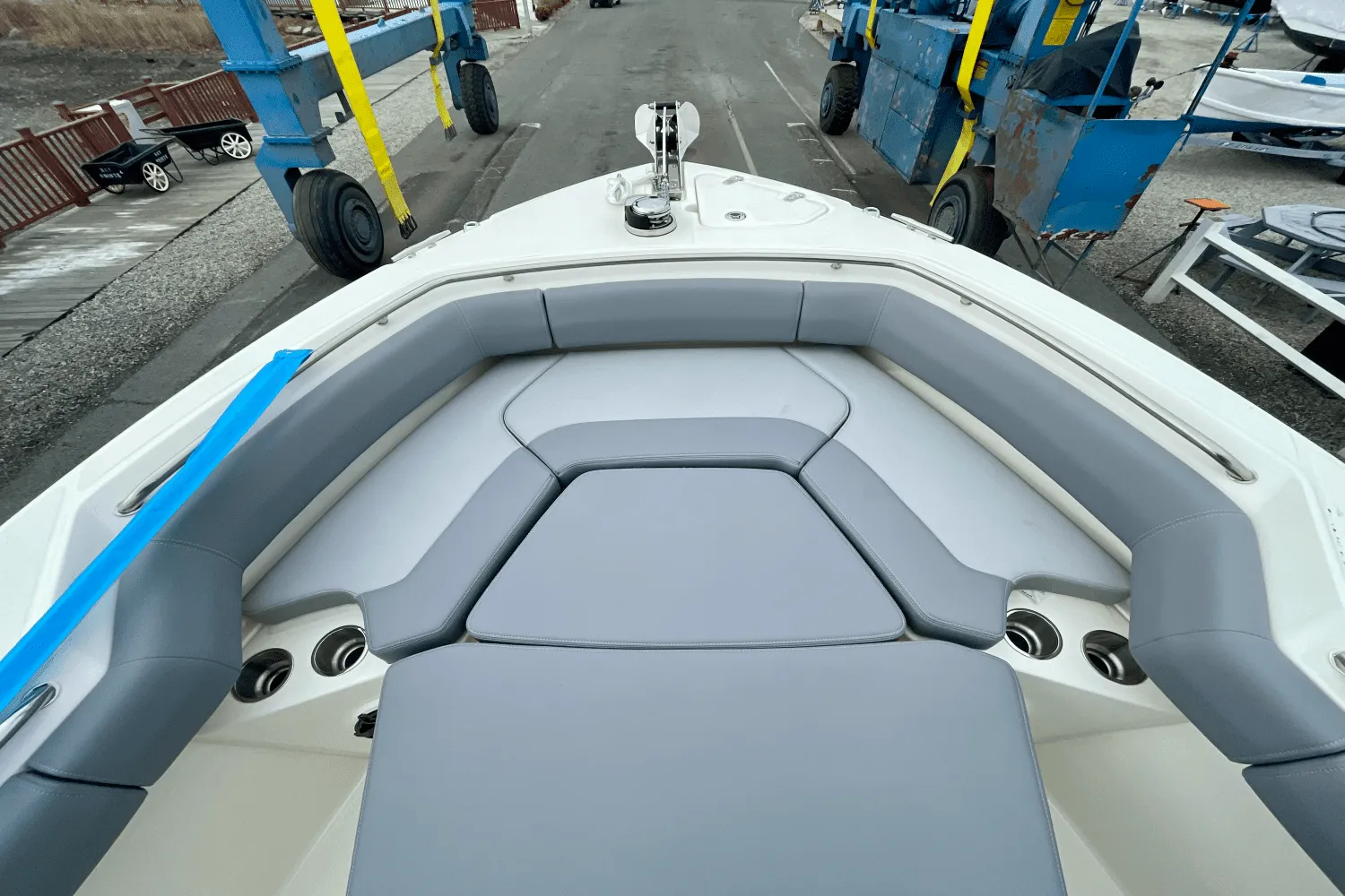 2025 Boston Whaler 250 Outrage Image Thumbnail #20