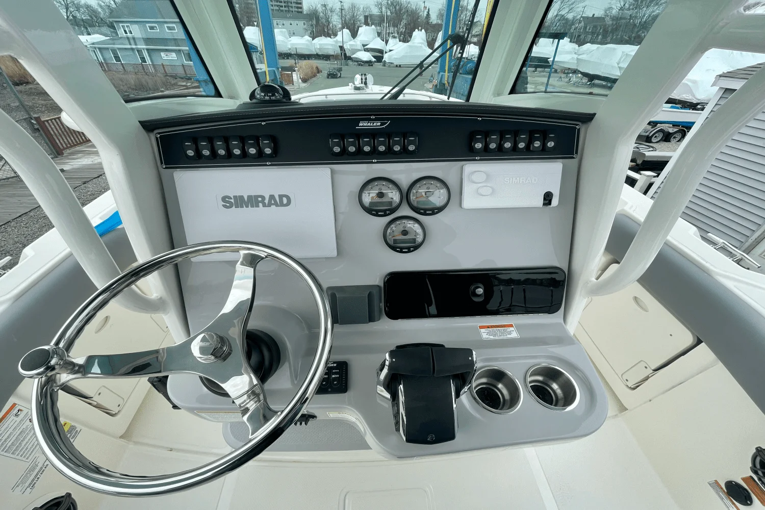 2025 Boston Whaler 250 Outrage Image Thumbnail #14