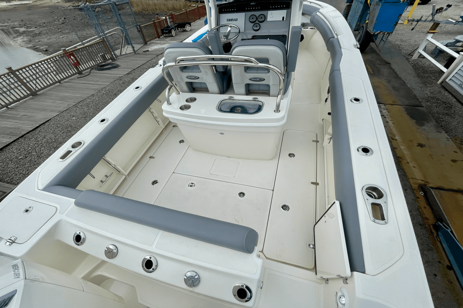 2025 Boston Whaler 250 Outrage Image Thumbnail #2