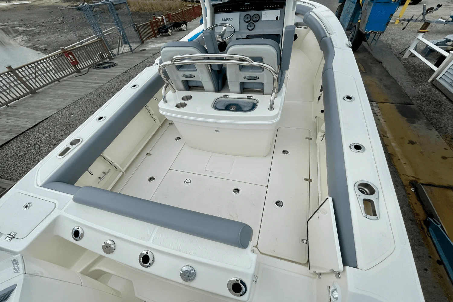 2025 Boston Whaler 250 Outrage Image Thumbnail #2