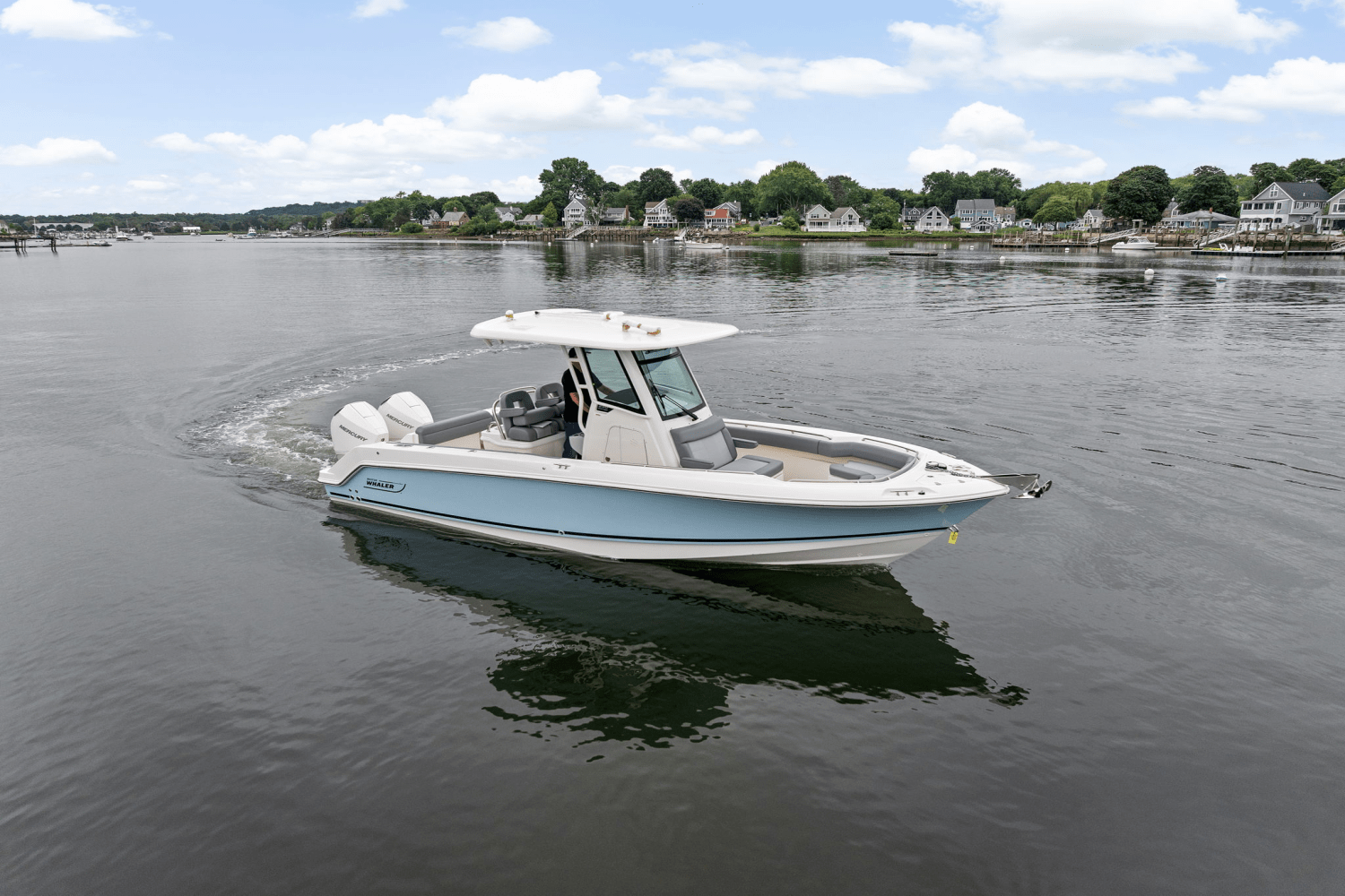 2025 Boston Whaler 250 Outrage Image Thumbnail #1