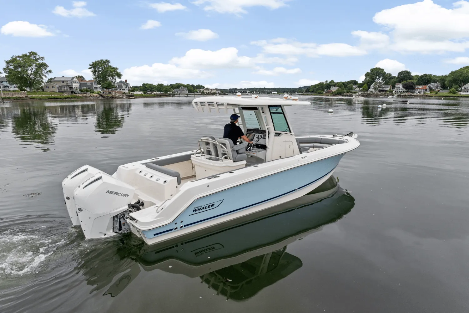 2025 Boston Whaler 250 Outrage Image Thumbnail #42