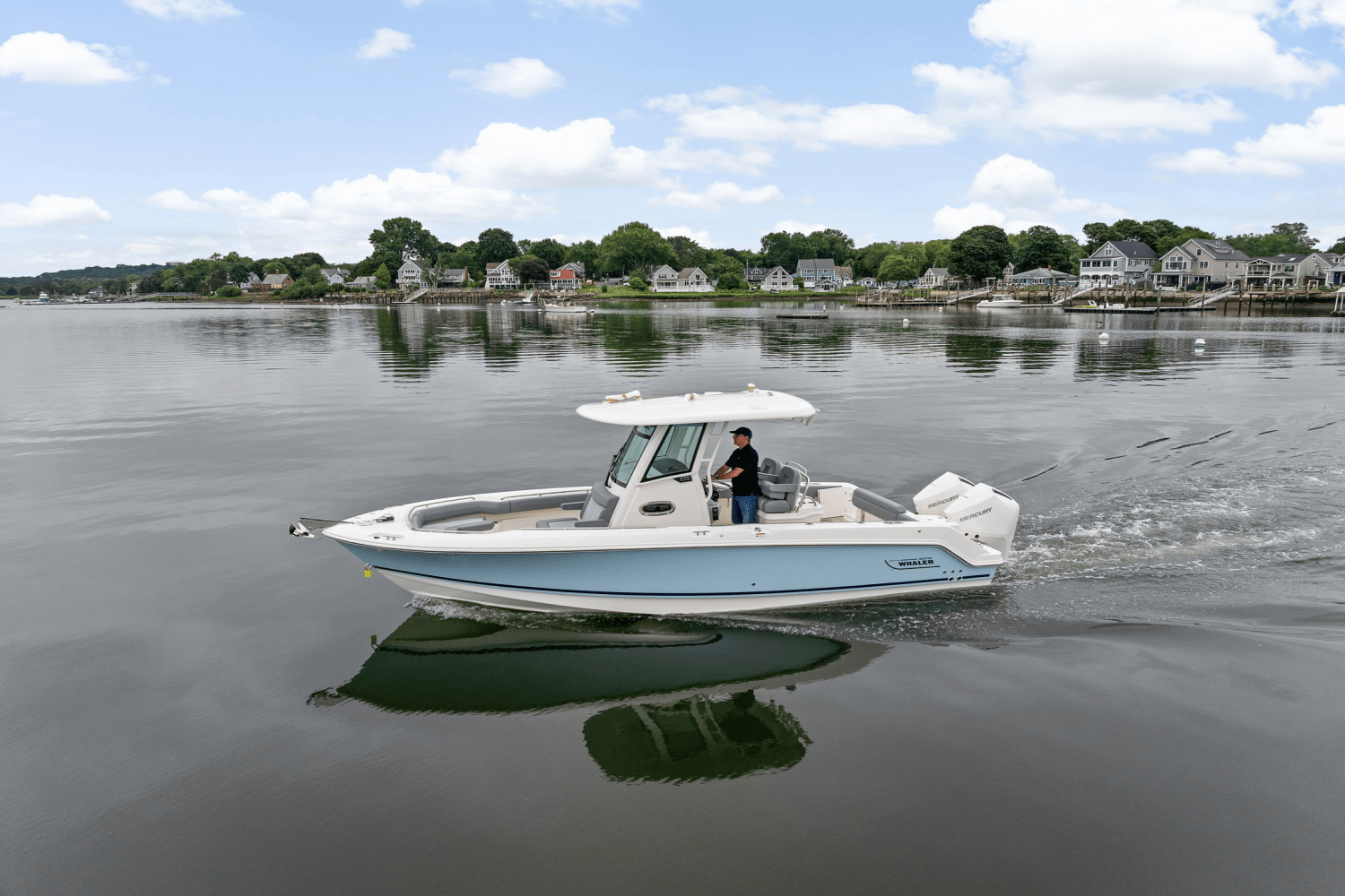 2025 Boston Whaler 250 Outrage Image Thumbnail #45