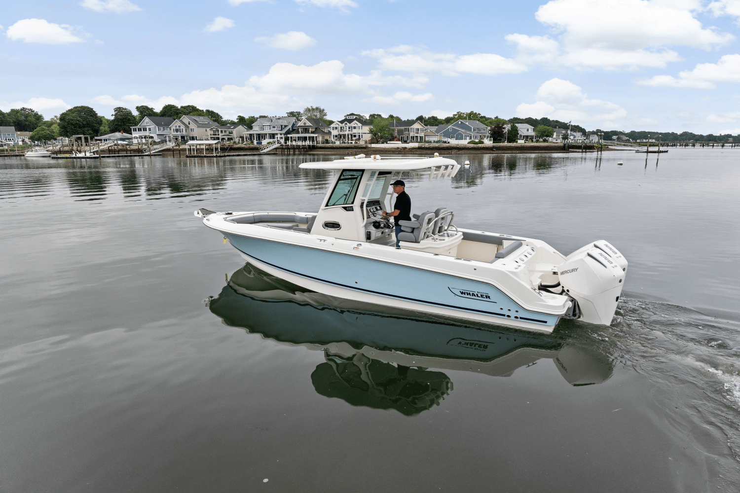 2025 Boston Whaler 250 Outrage Image Thumbnail #43