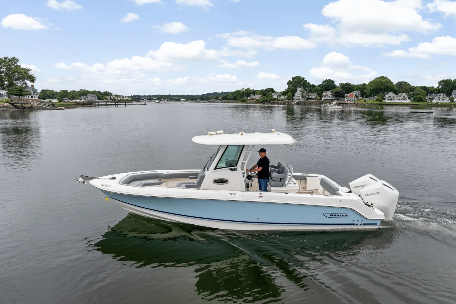 2025 Boston Whaler 250 Outrage Image Thumbnail #52