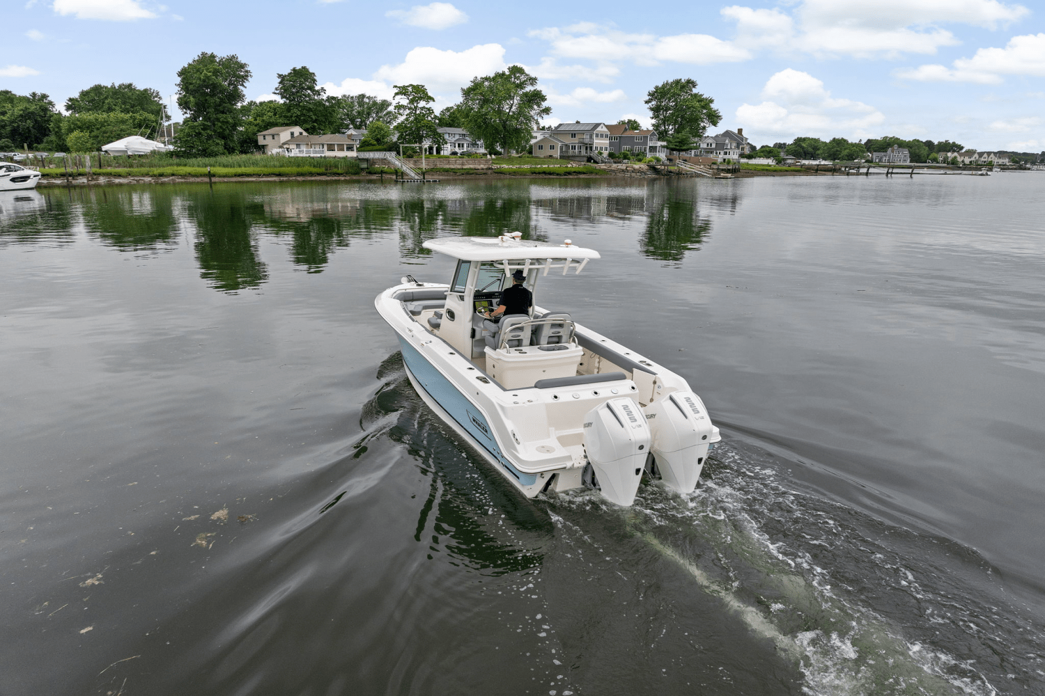 2025 Boston Whaler 250 Outrage Image Thumbnail #40