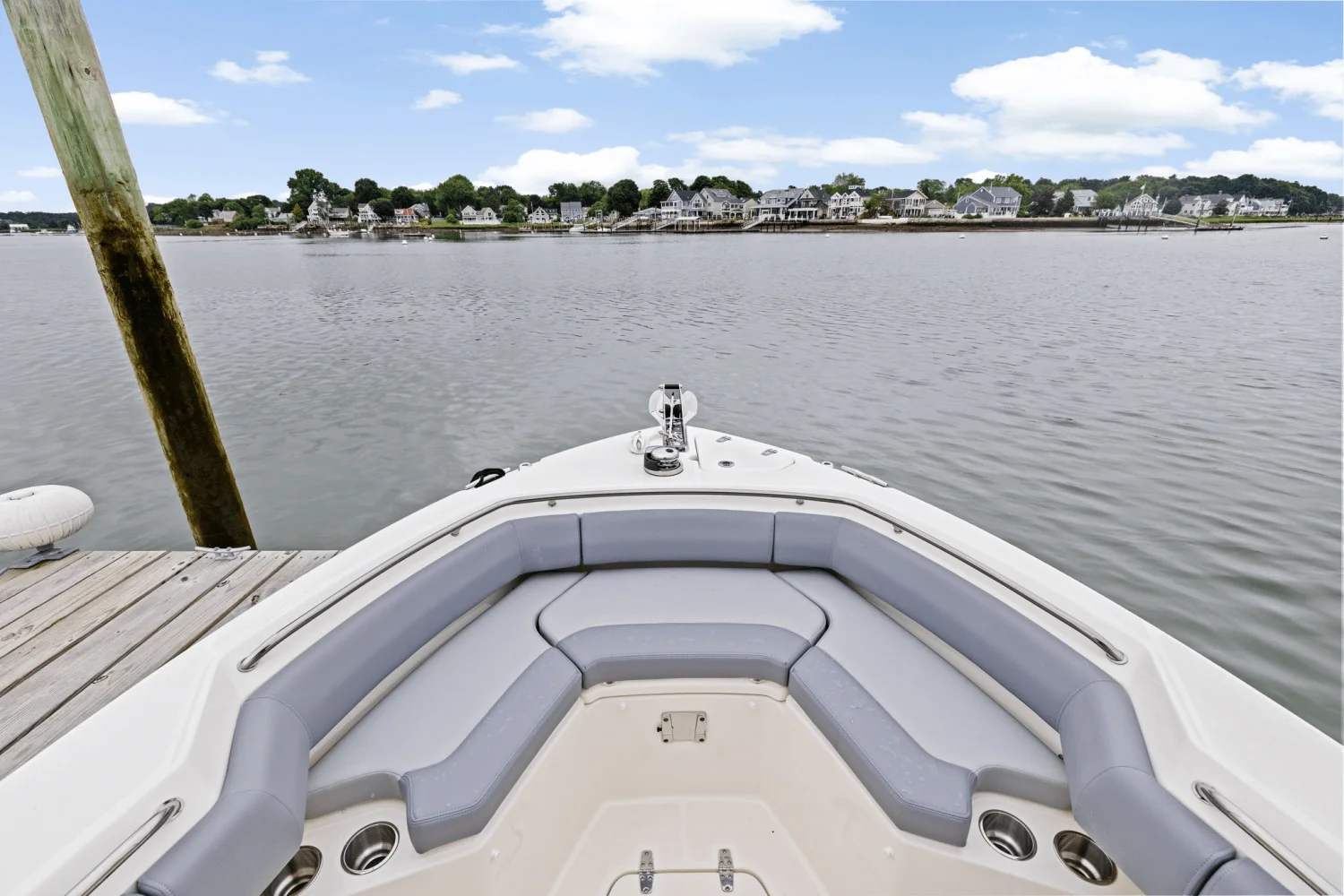 2025 Boston Whaler 250 Outrage Image Thumbnail #36