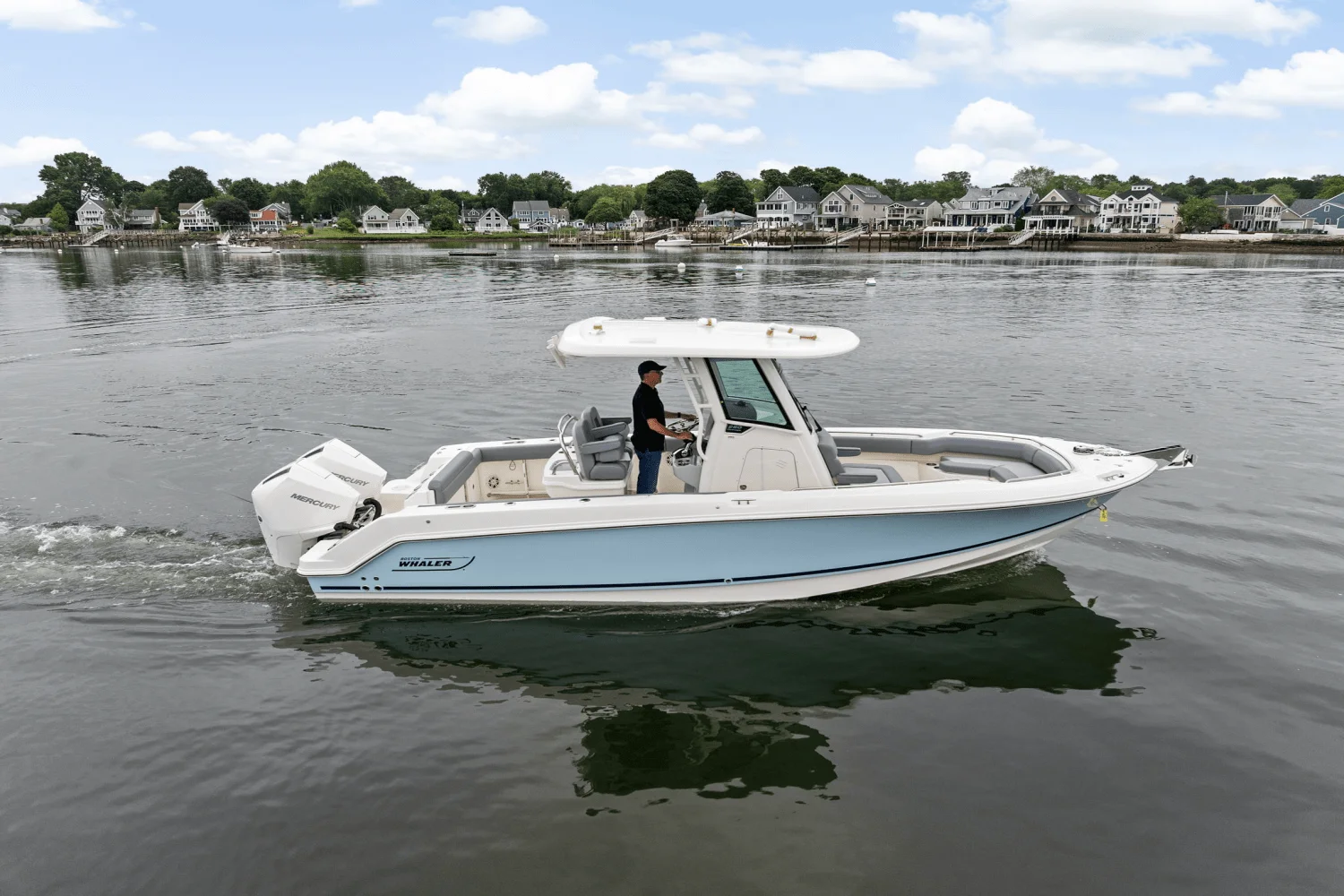 2025 Boston Whaler 250 Outrage Image Thumbnail #55