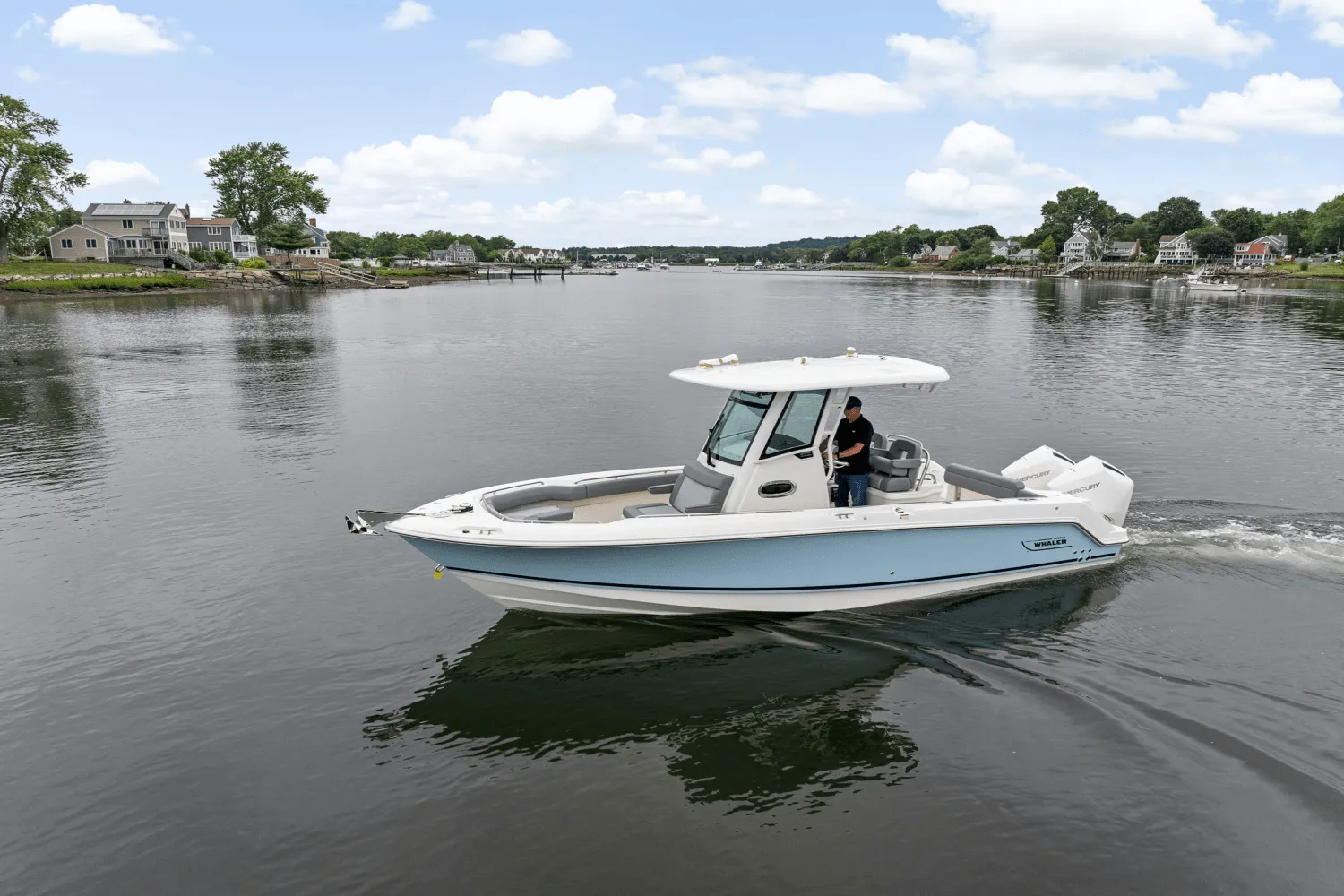 2025 Boston Whaler 250 Outrage Image Thumbnail #0