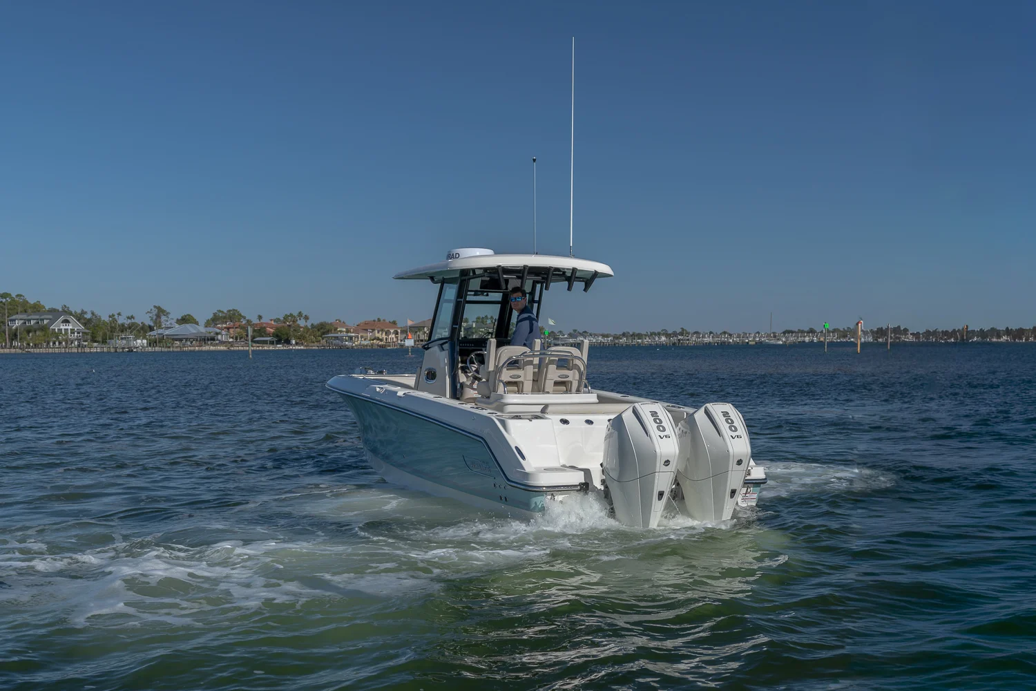 2025 Boston Whaler 250 Outrage Image Thumbnail #10