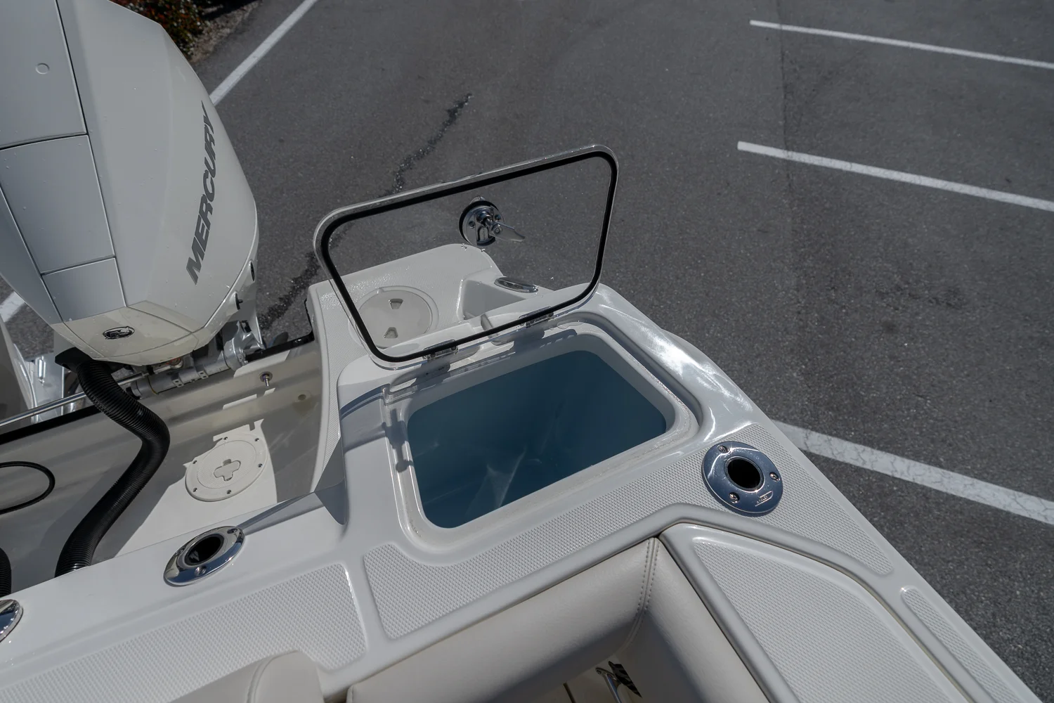 2025 Boston Whaler 250 Outrage Image Thumbnail #54