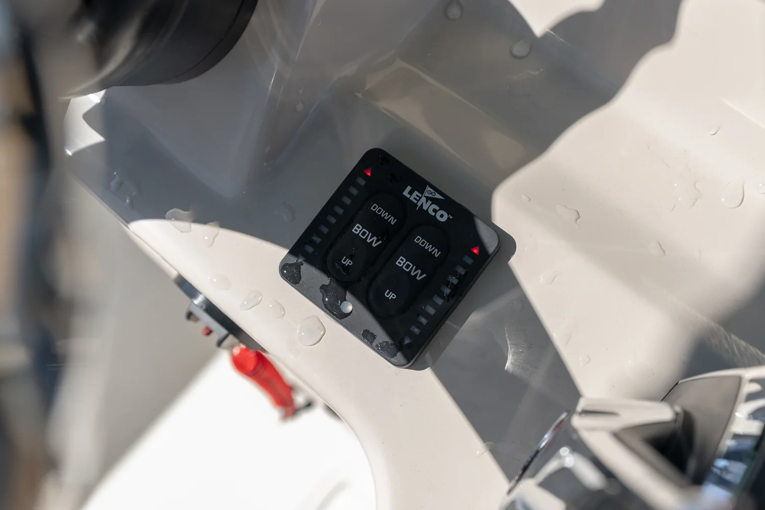 2025 Boston Whaler 250 Outrage Image Thumbnail #35