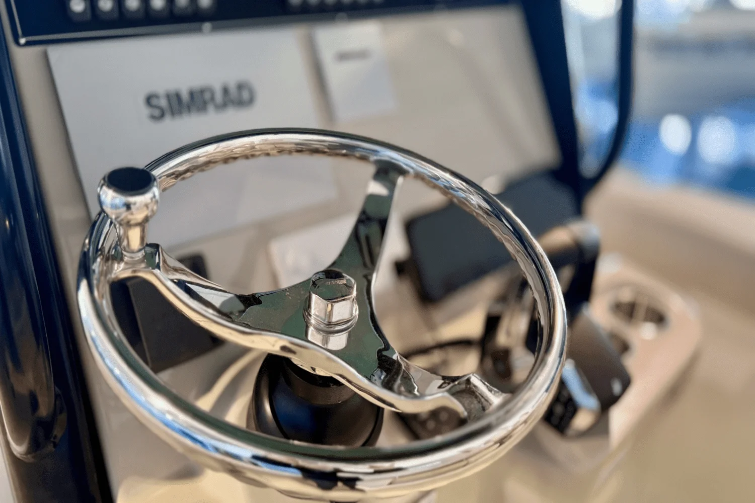 2025 Boston Whaler 250 Outrage Image Thumbnail #8