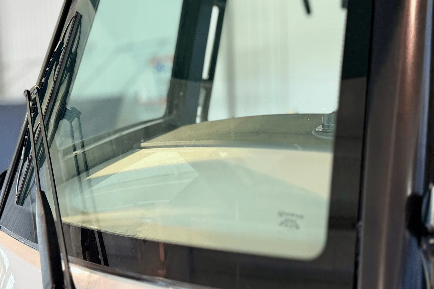 2025 Boston Whaler 250 Outrage Image Thumbnail #17