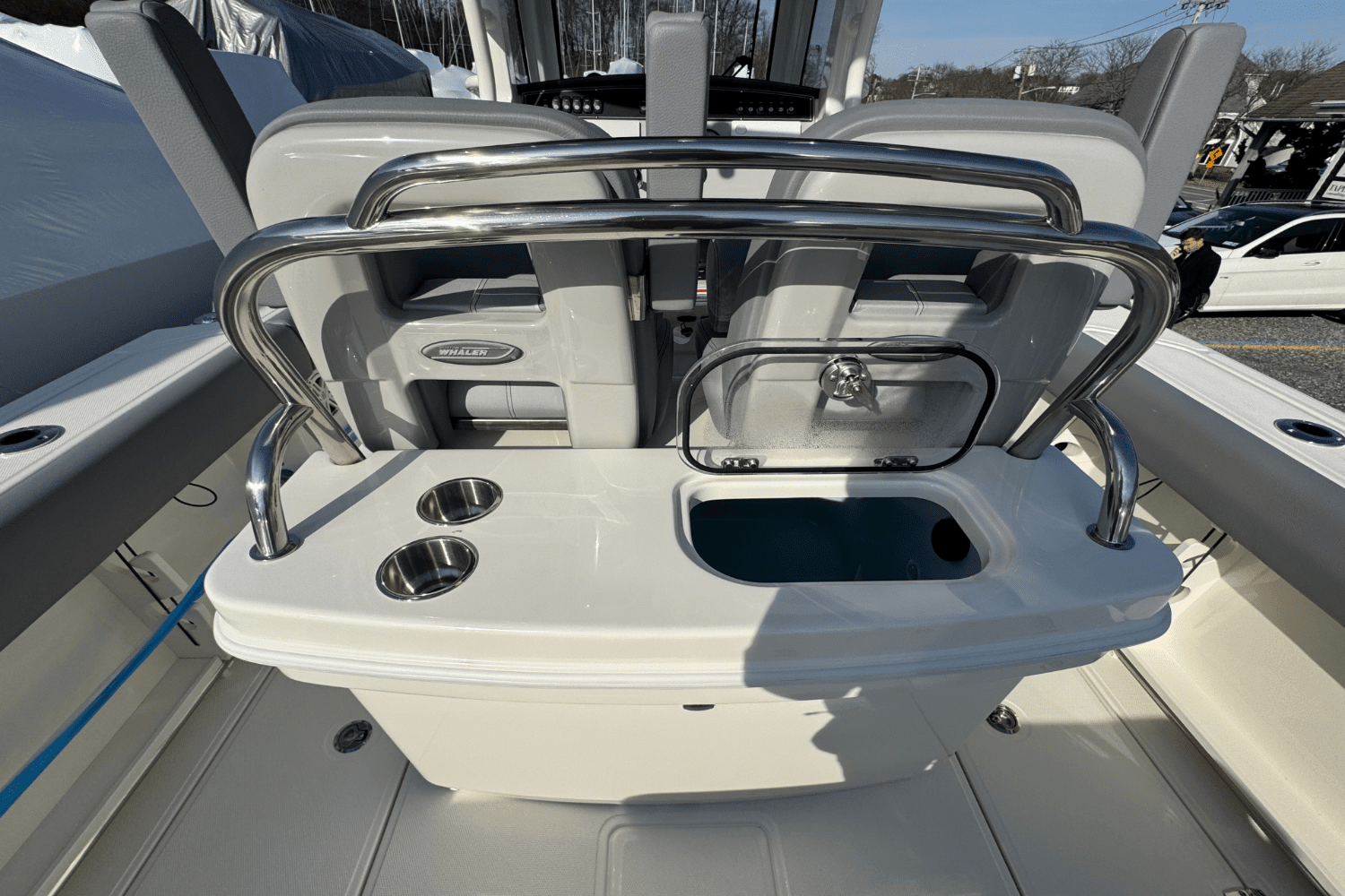 2025 Boston Whaler 250 Outrage Image Thumbnail #20