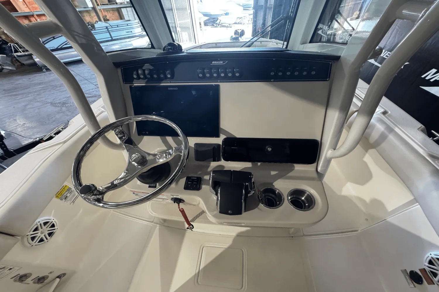 2025 Boston Whaler 250 Outrage Image Thumbnail #17