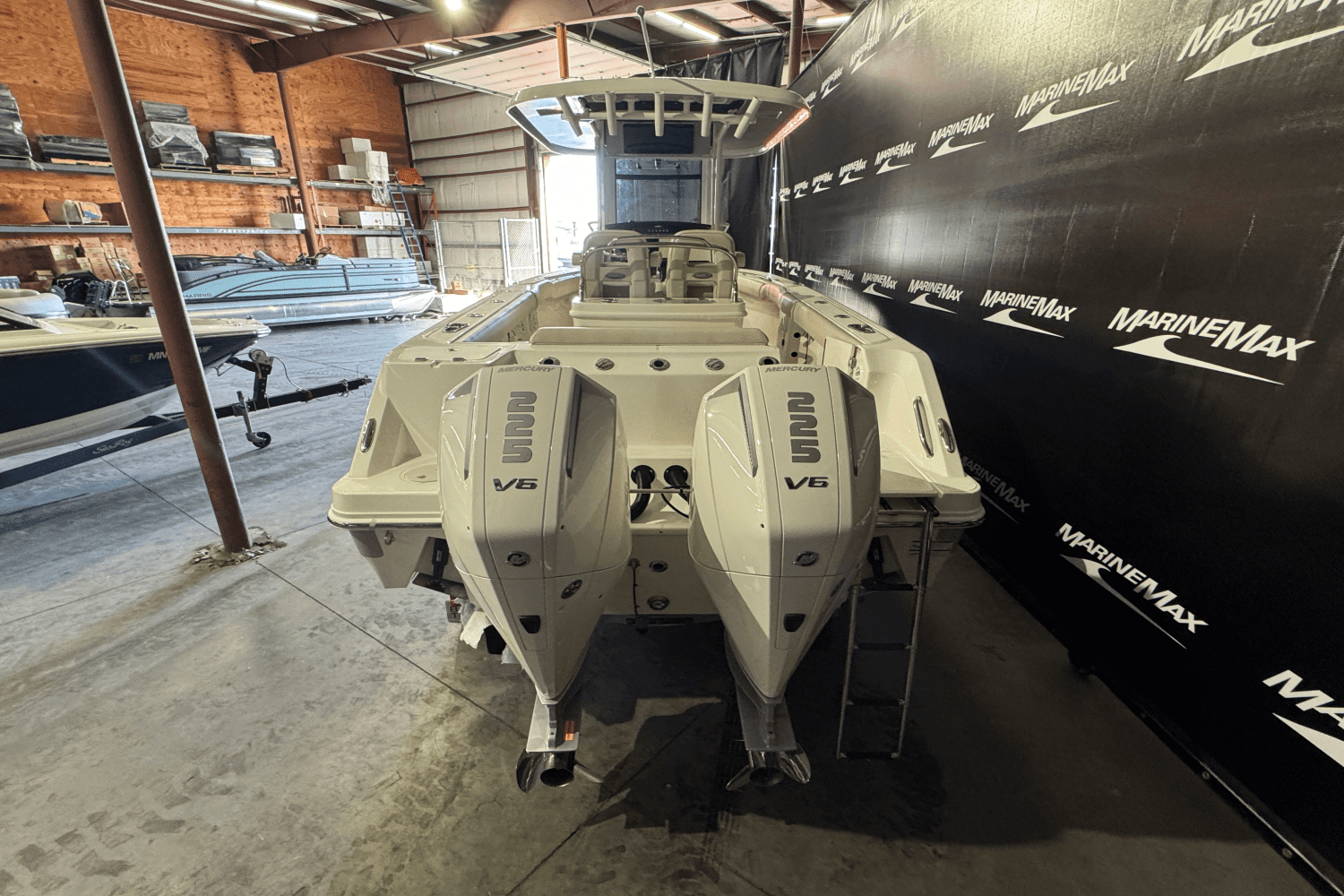 2025 Boston Whaler 250 Outrage Image Thumbnail #4