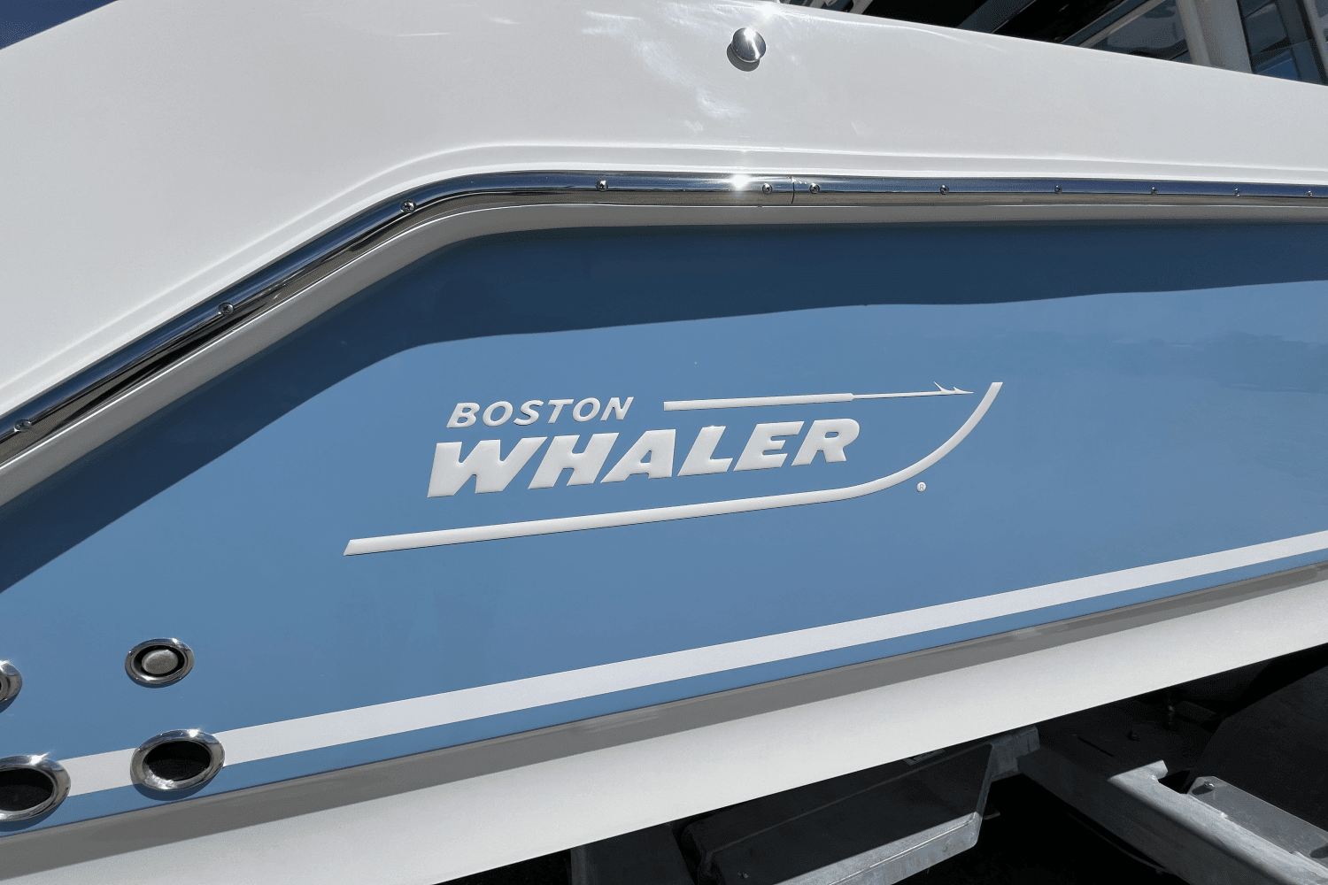 2025 Boston Whaler 250 Outrage Image Thumbnail #18