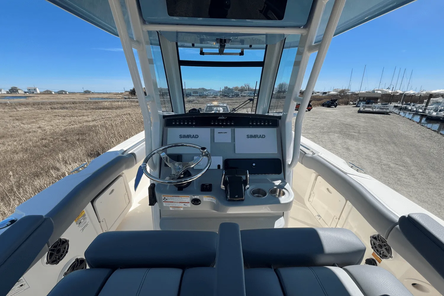 2025 Boston Whaler 250 Outrage Image Thumbnail #6