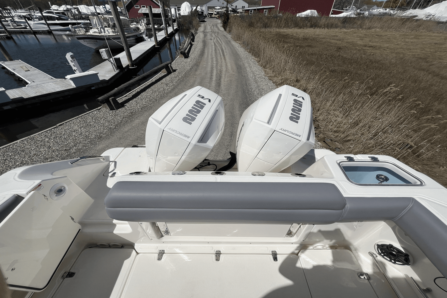 2025 Boston Whaler 250 Outrage Image Thumbnail #3