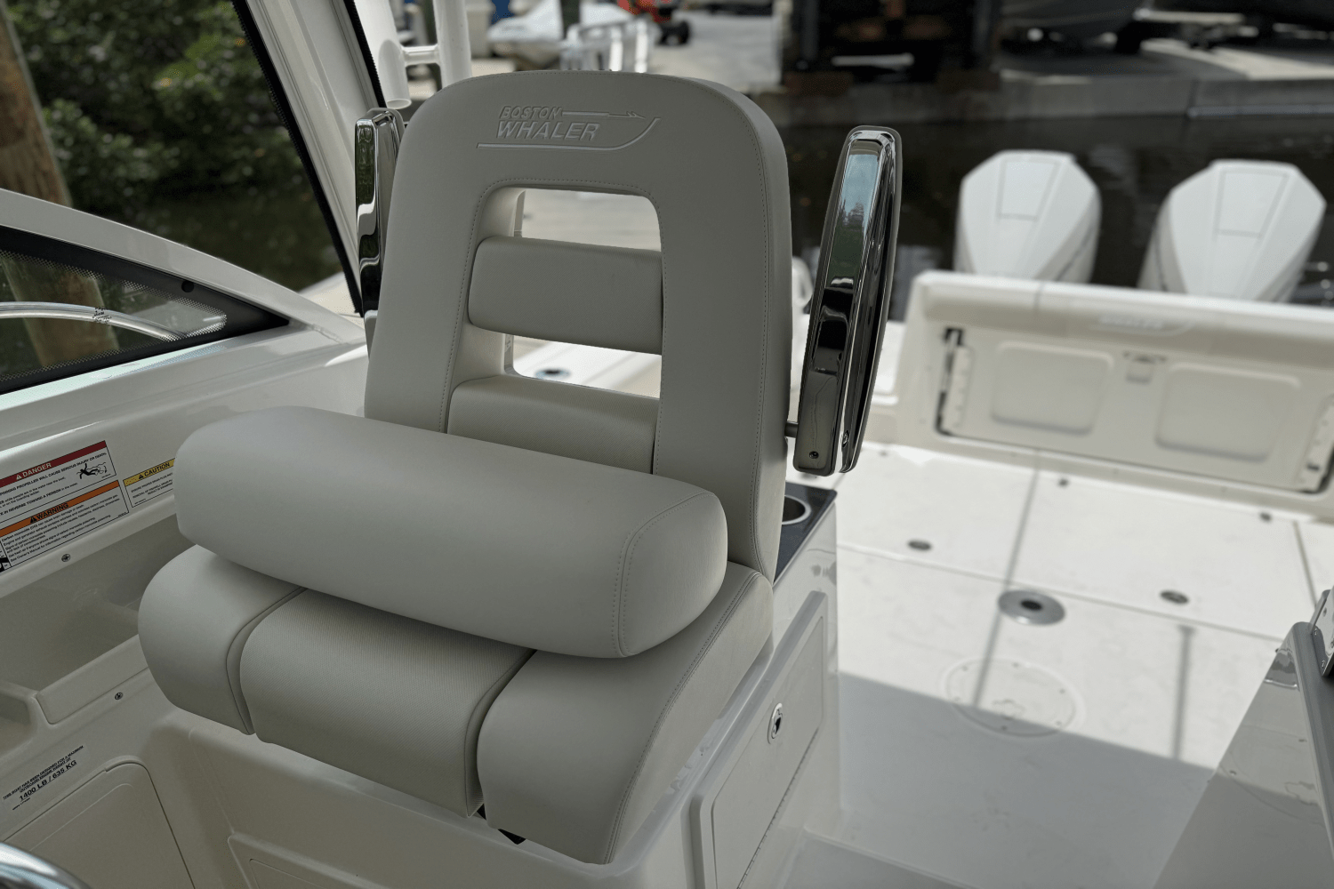 2025 Boston Whaler 285 Conquest Image Thumbnail #17