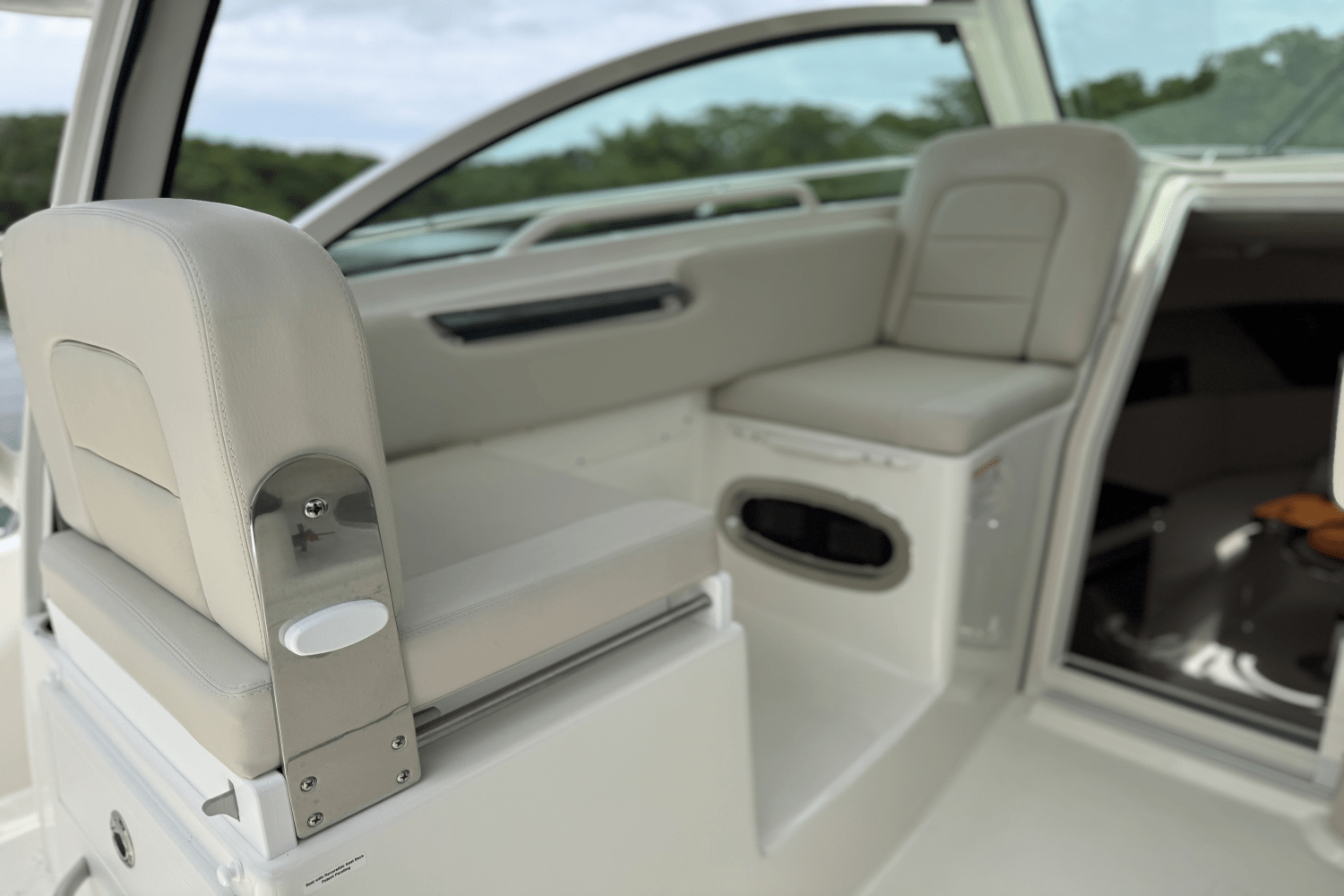 2025 Boston Whaler 285 Conquest Image Thumbnail #23