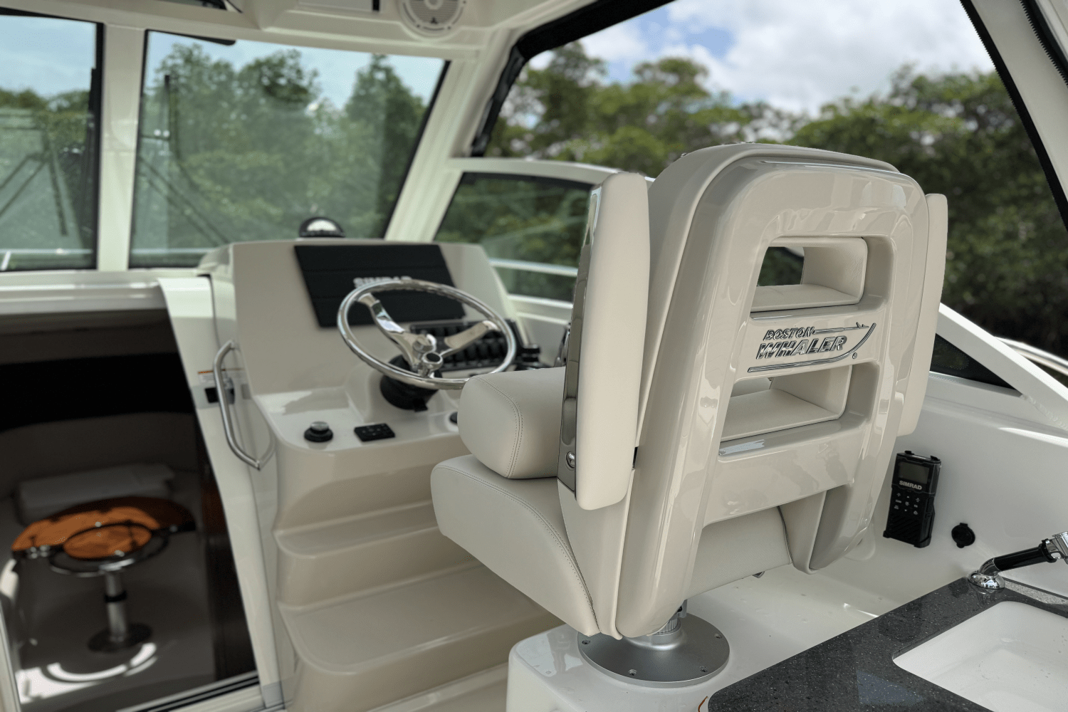 2025 Boston Whaler 285 Conquest Image Thumbnail #16