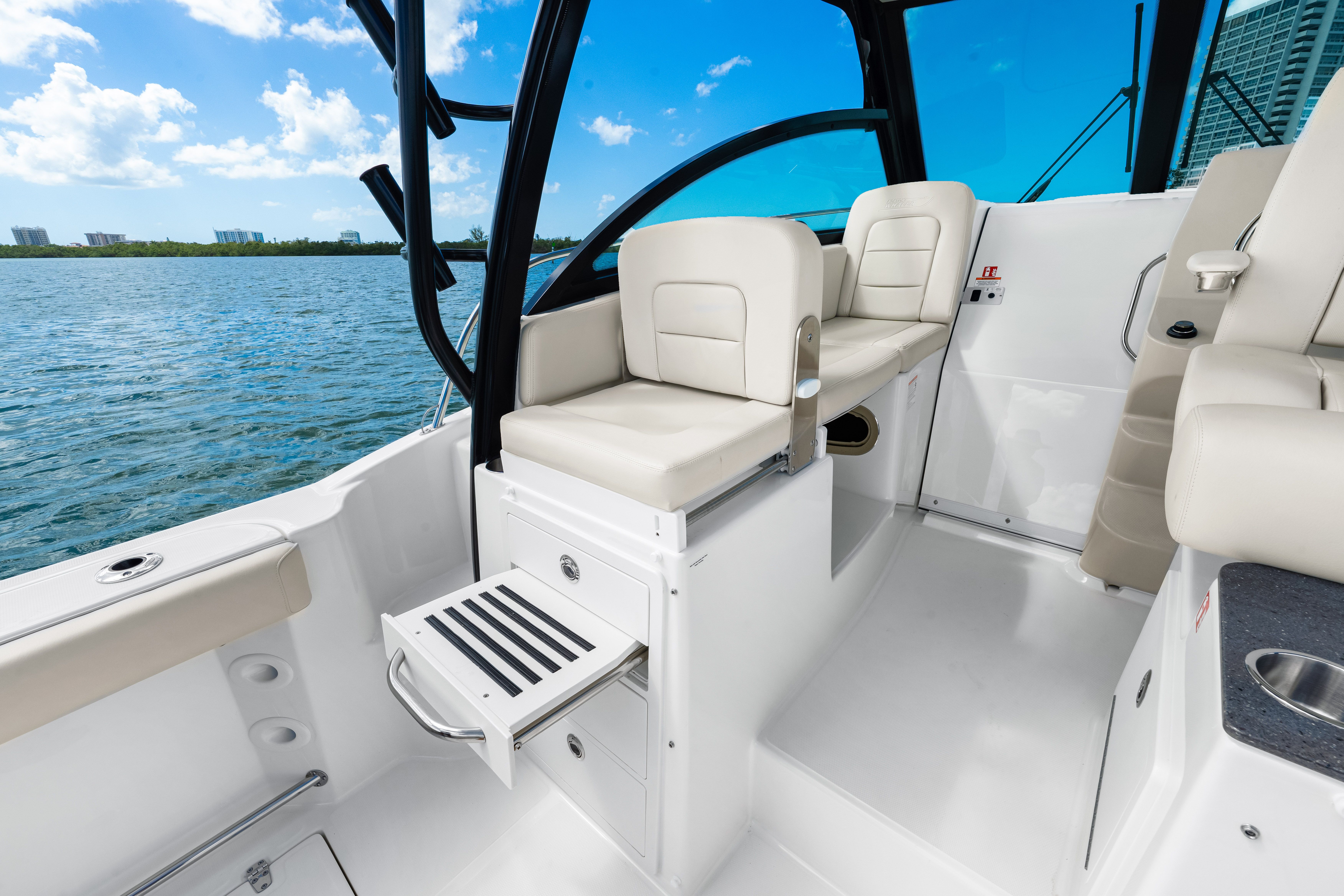 2026 Boston Whaler 285 Conquest Image Thumbnail #22