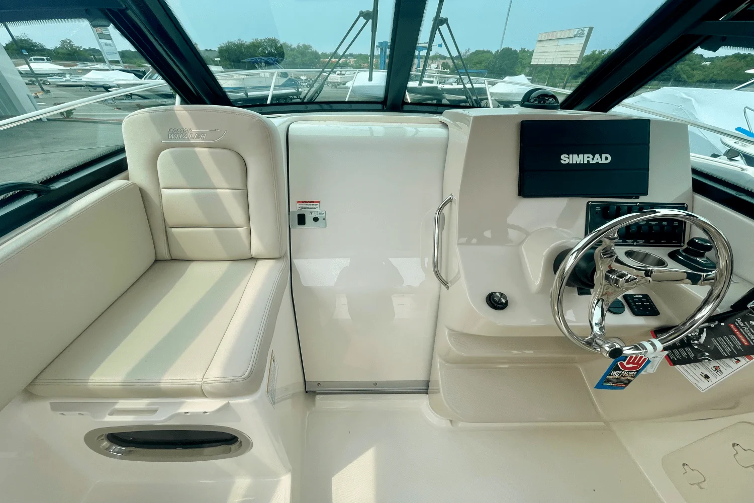 2025 Boston Whaler 285 Conquest Image Thumbnail #21