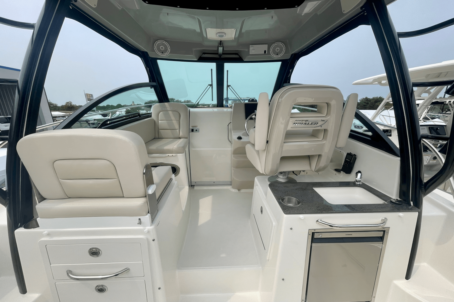 2025 Boston Whaler 285 Conquest Image Thumbnail #13