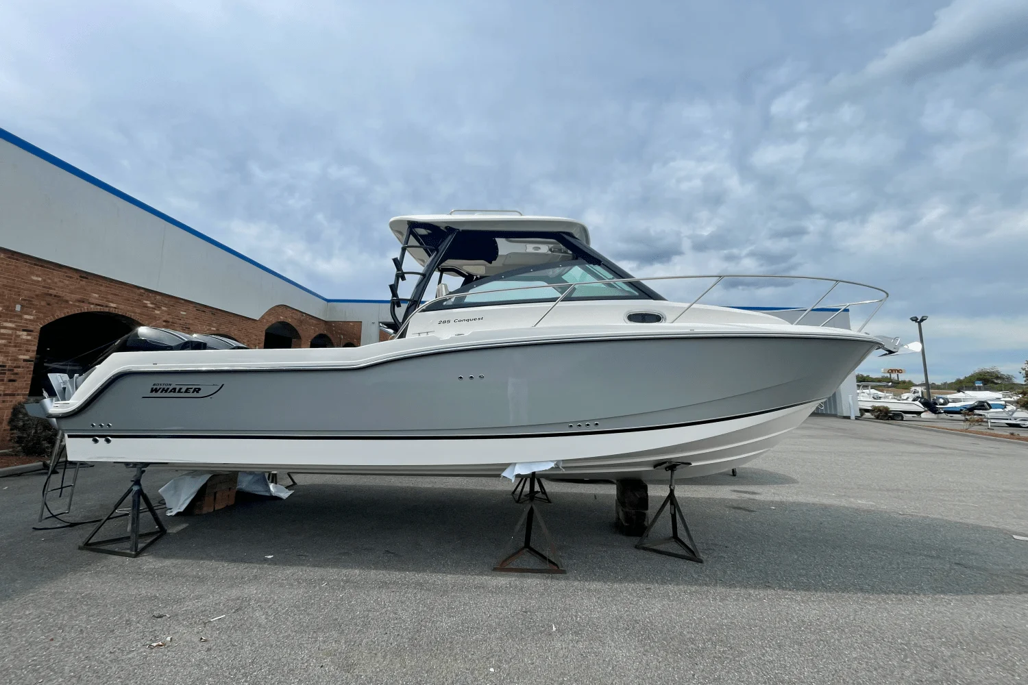 2025 Boston Whaler 285 Conquest Image Thumbnail #1