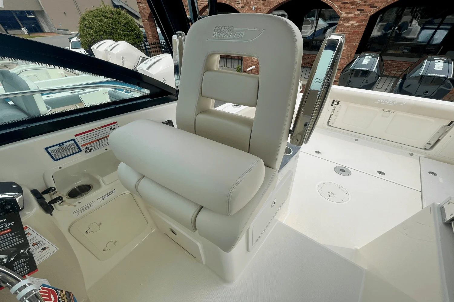 2025 Boston Whaler 285 Conquest Image Thumbnail #16