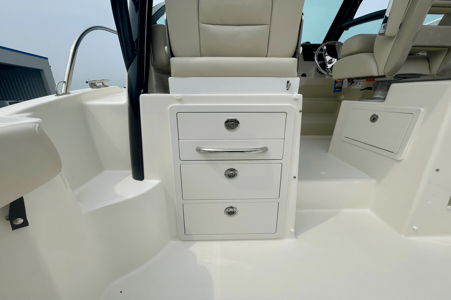 2025 Boston Whaler 285 Conquest Image Thumbnail #10