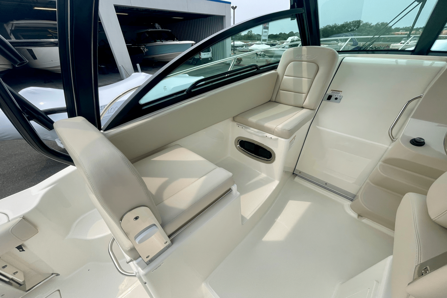 2025 Boston Whaler 285 Conquest Image Thumbnail #15