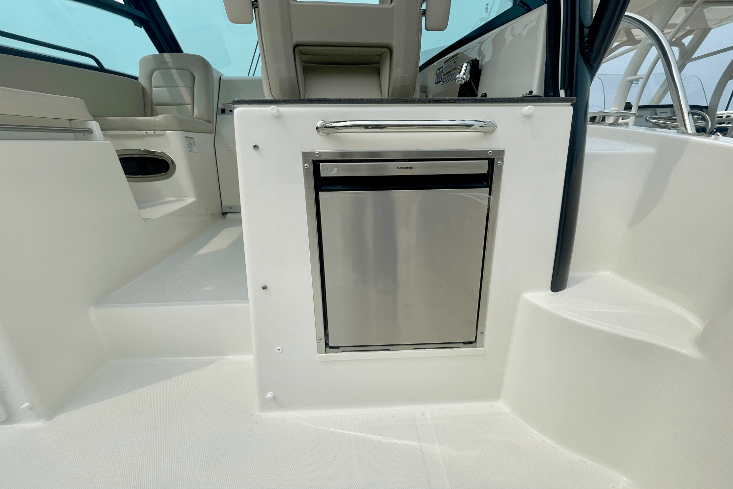 2025 Boston Whaler 285 Conquest Image Thumbnail #11