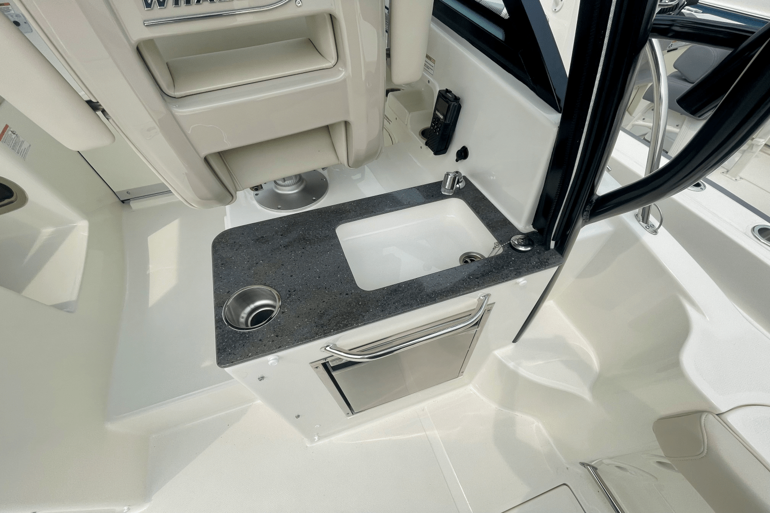 2025 Boston Whaler 285 Conquest Image Thumbnail #12