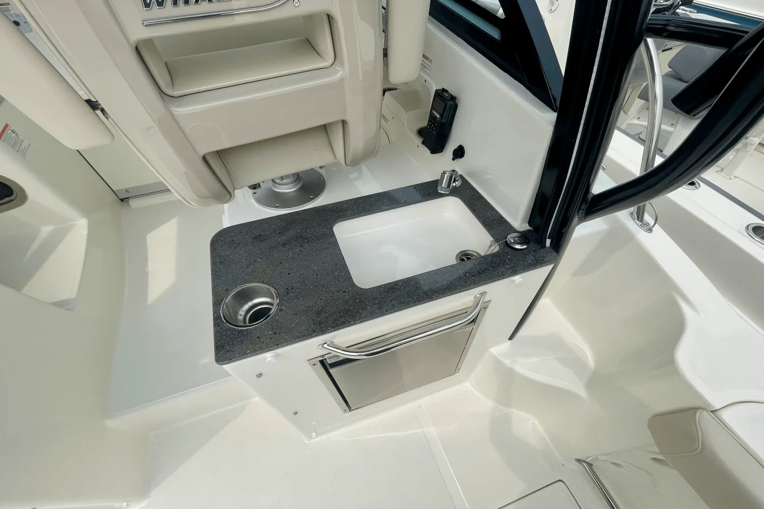 2025 Boston Whaler 285 Conquest Image Thumbnail #12