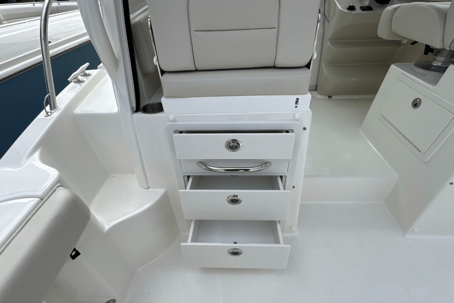 2026 Boston Whaler 285 Conquest Image Thumbnail #21