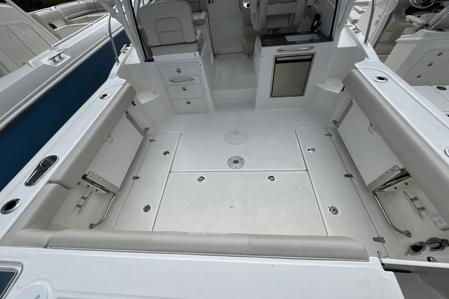 2026 Boston Whaler 285 Conquest Image Thumbnail #6