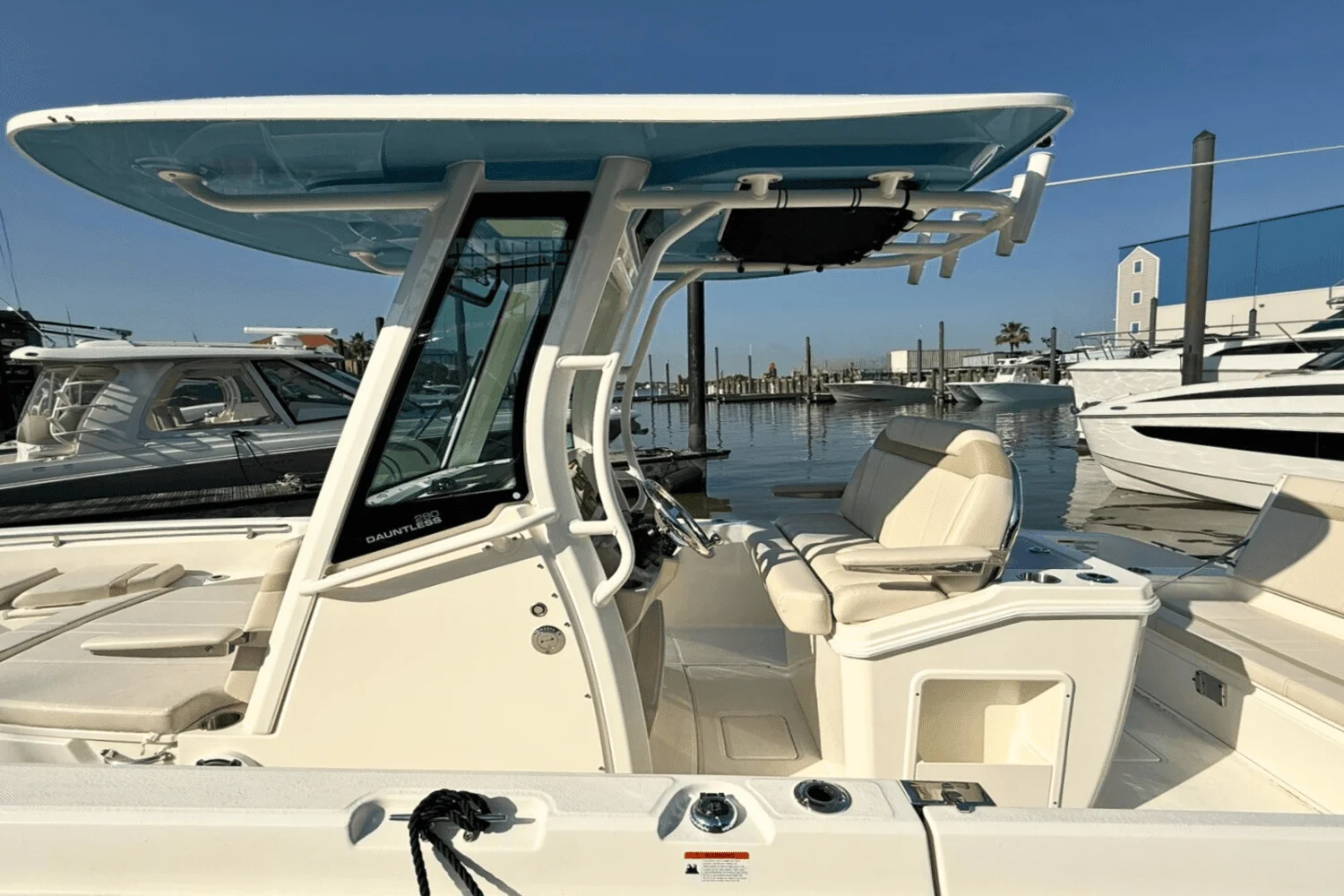 2025 Boston Whaler 280 Dauntless Image Thumbnail #3