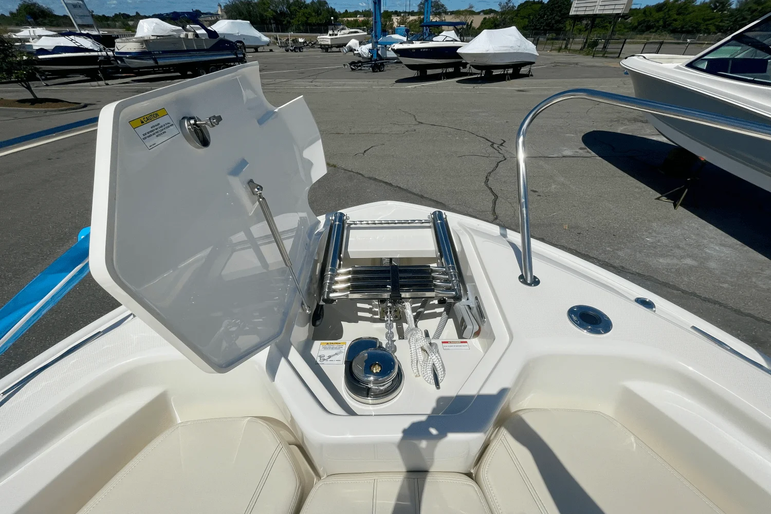 2025 Boston Whaler 280 Dauntless Image Thumbnail #21