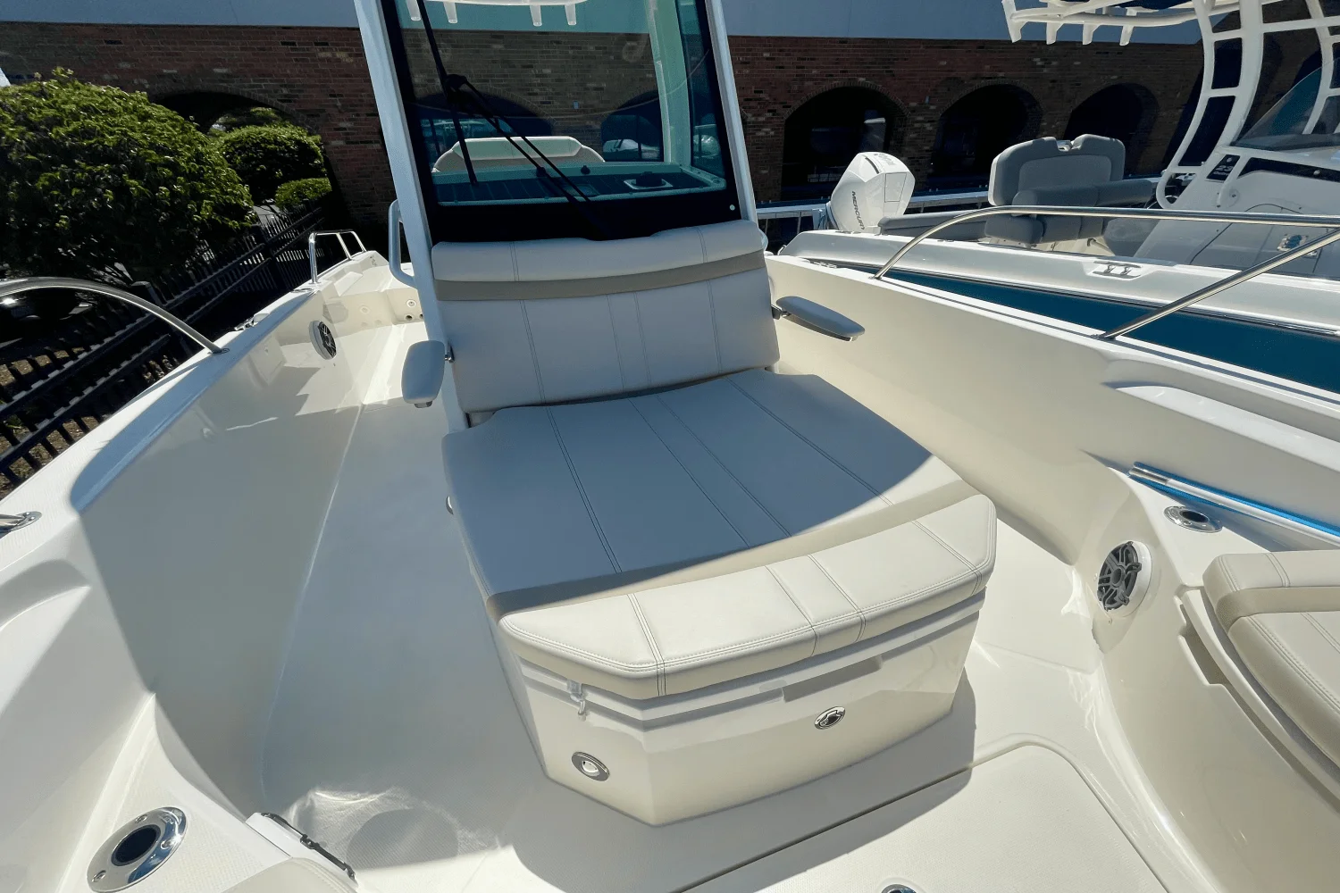2025 Boston Whaler 280 Dauntless Image Thumbnail #17
