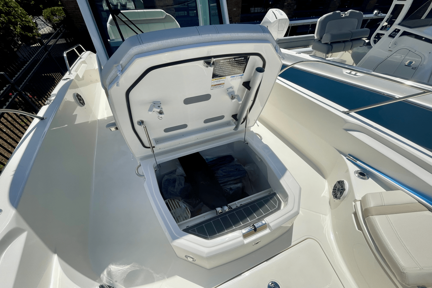 2025 Boston Whaler 280 Dauntless Image Thumbnail #18