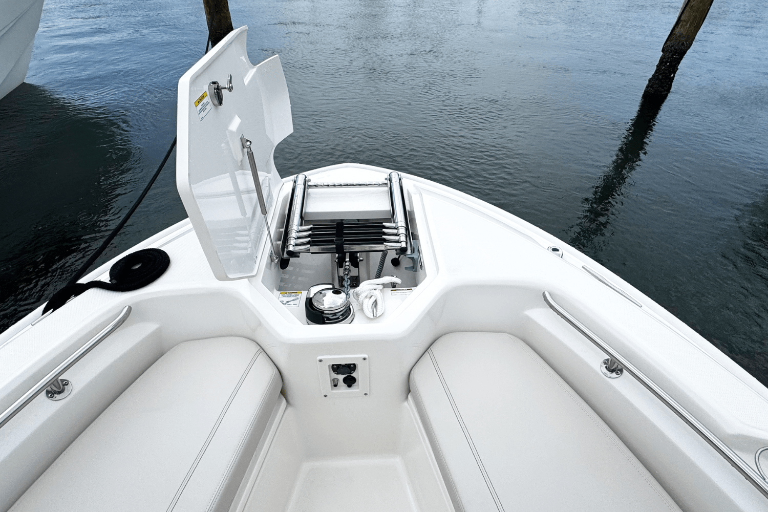 2025 Boston Whaler 280 Dauntless Image Thumbnail #17