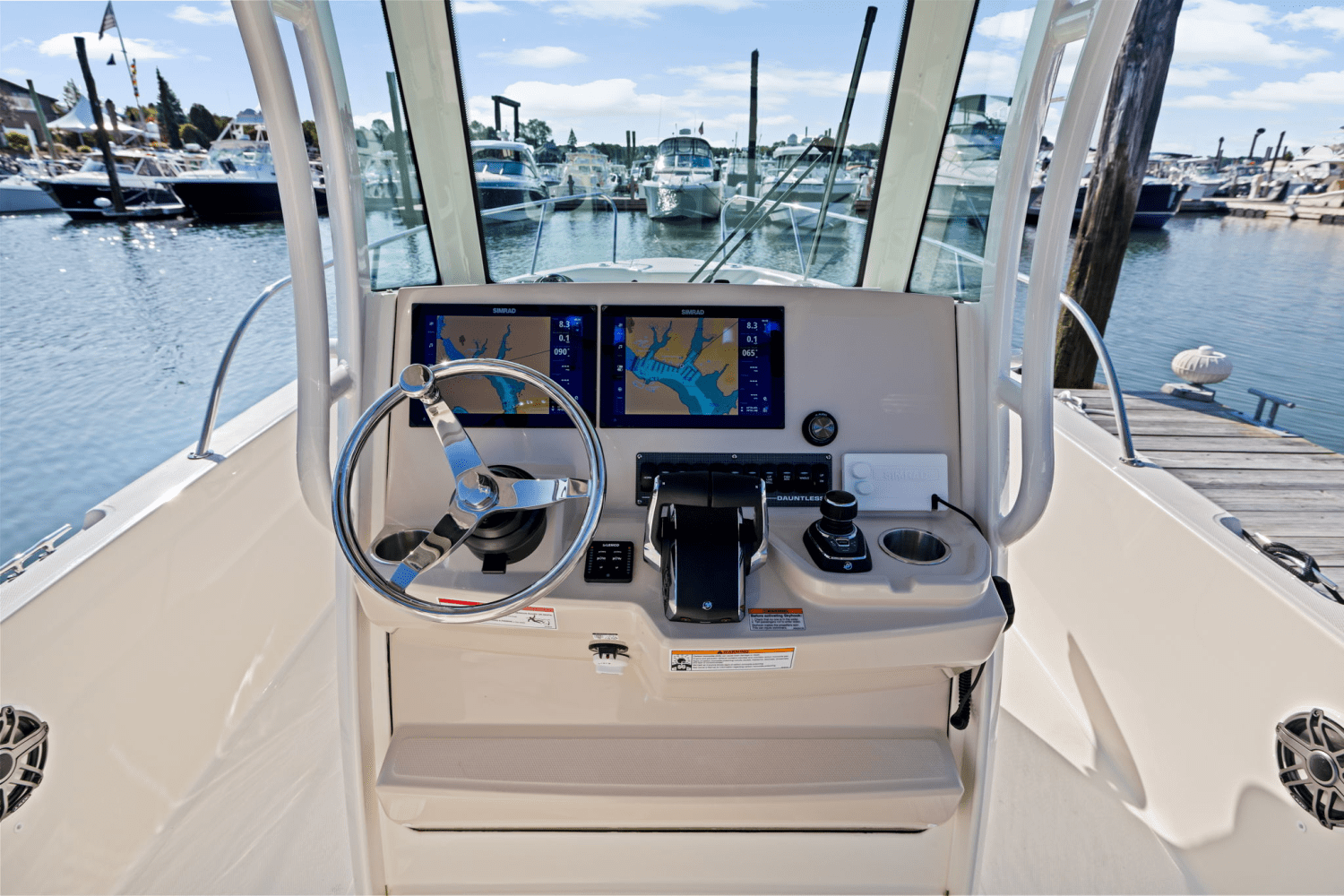 2025 Boston Whaler 280 Dauntless Image Thumbnail #20