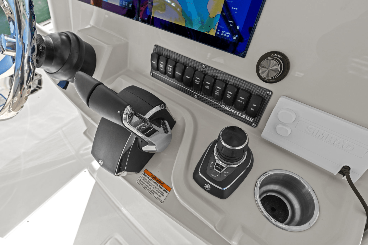 2025 Boston Whaler 280 Dauntless Image Thumbnail #25
