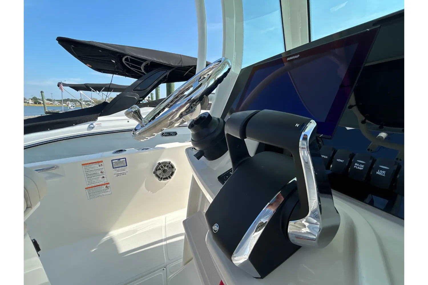2025 Boston Whaler 280 Dauntless Image Thumbnail #15