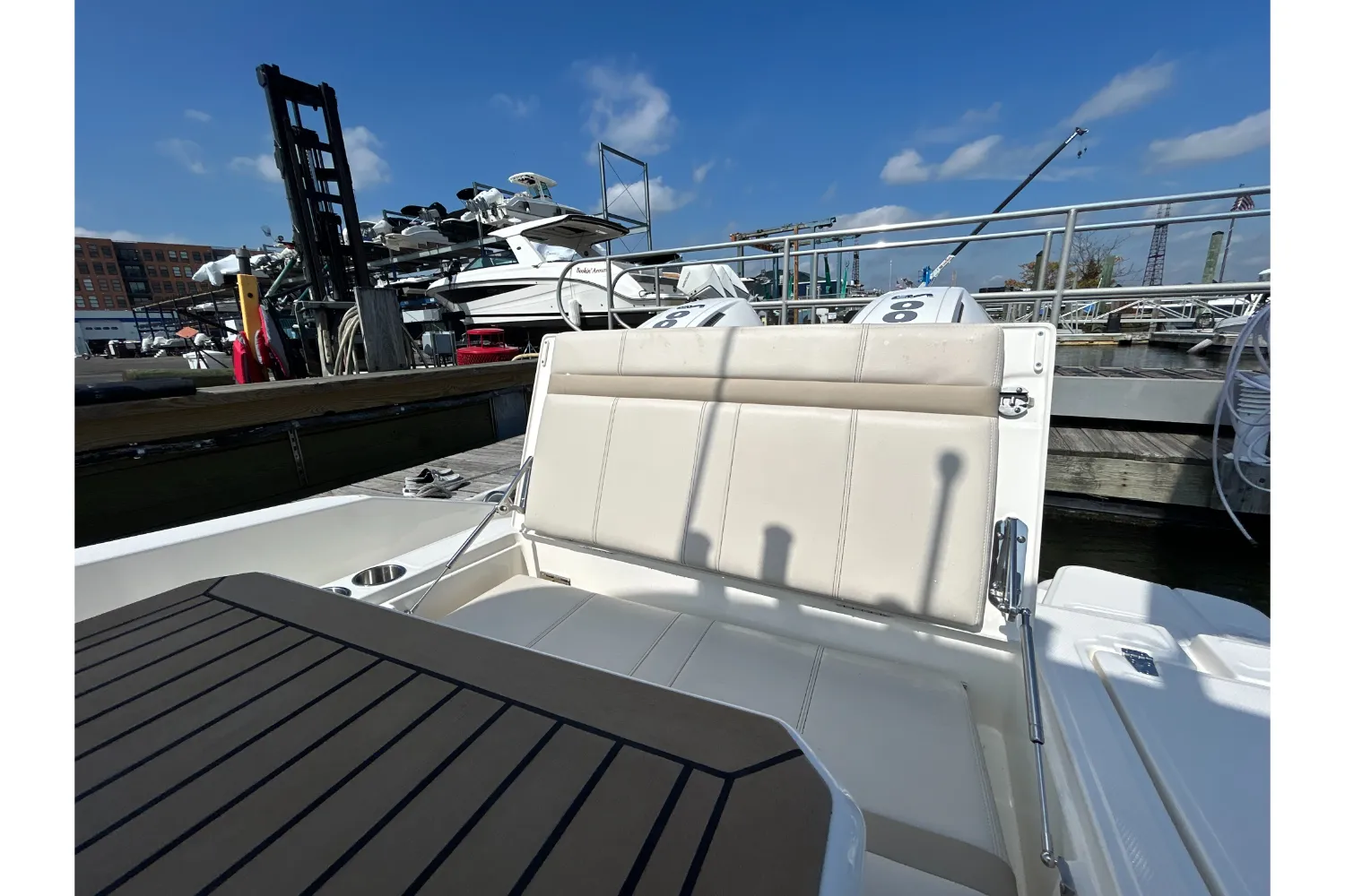 2025 Boston Whaler 280 Dauntless Image Thumbnail #8